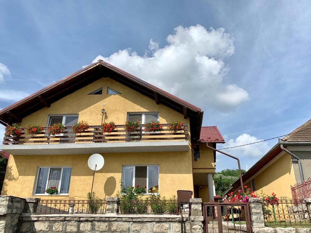 Casa Ramona Lägenhet Turda Exteriör bild